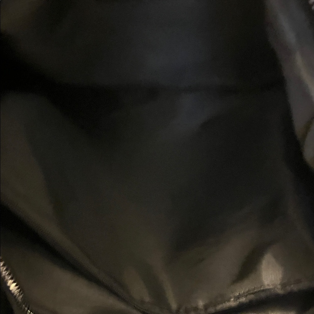 Bagle Black Quilted Puffy Large Tote Bag - Picture 8 of 8